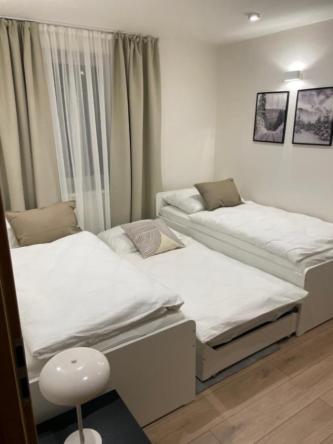 Apartmany Kellov Dom 데마노브스카돌리나 외부 사진