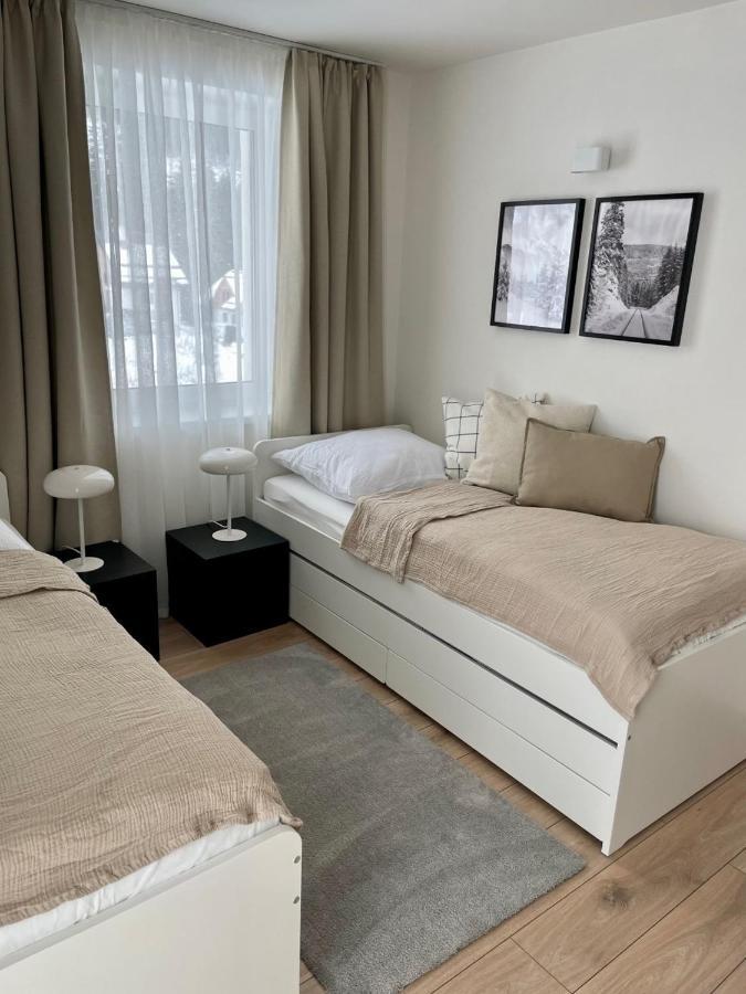 Apartmany Kellov Dom 데마노브스카돌리나 외부 사진