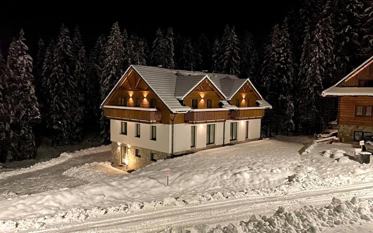 Apartmany Kellov Dom 데마노브스카돌리나 외부 사진