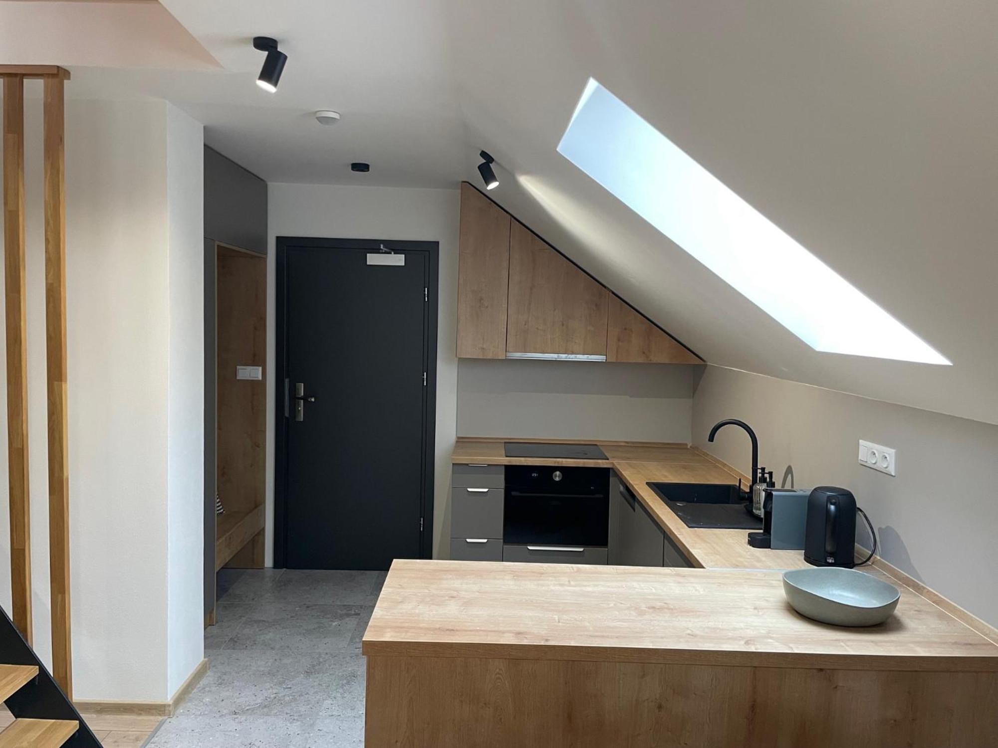 Apartmany Kellov Dom 데마노브스카돌리나 외부 사진